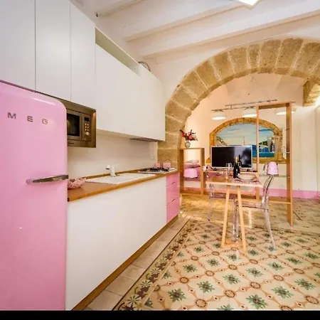 Casa Rosa Castellammare Del Golfo Apartment Exterior photo